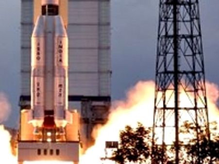 ఇస్రో చైర్మన్ గా రాధాకృష్ణన్ బాధ్యతలు