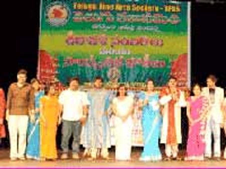 న్యూజెర్సీలో 'మొగుడ్స్ పెళ్ళామ్స్'