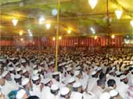 వందే మాతరంపై ముస్లిం సంస్థ ఫత్వా