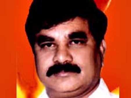 నేను భూకబ్జాదారుడిని కాను: ఆదాల