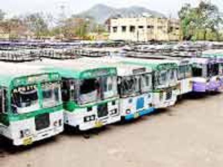 సచివాలయ ముట్టడి: బస్సులకు బ్రేక్