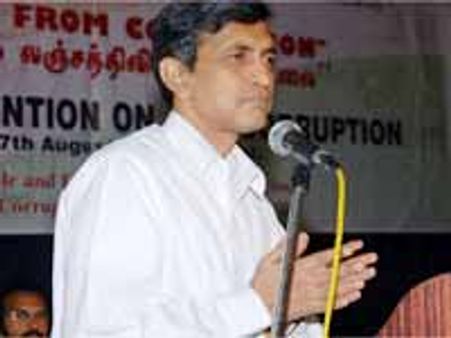 తిట్టుకుంటూ కూర్చోవడం కాదు: జెపి