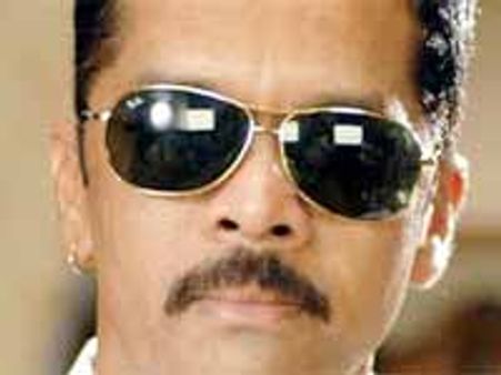 బాబును ఉరితీయాలన్న పోసానిపై పోలీసు కేసు