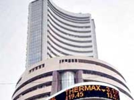 స్వల్ప లాభాలతో ముగిసిన స్టాక్ మార్కెట్లు