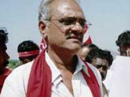 గాలిపై క్రిమినల్ కేసులకు నారాయణ డిమాండ్