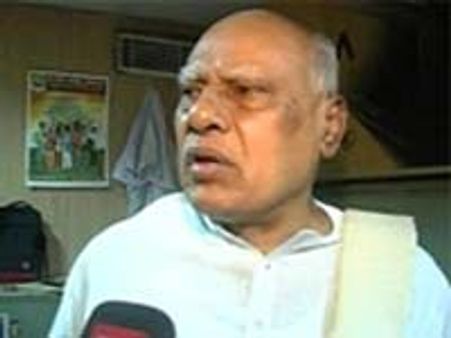 డిసెంబర్ తొలి వారంలో ఢిల్లీకి రోశయ్య