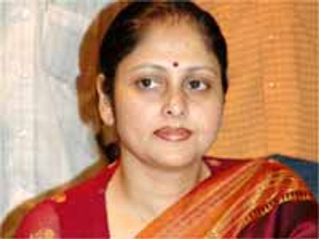 అరు డివిజన్లలో గెలిపించిన జయసుధ