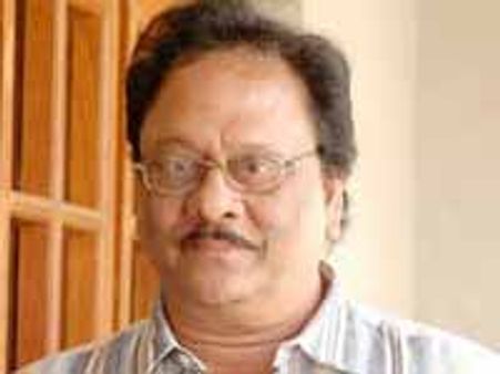ఏ పార్టీలో చేరేది త్వరలో చెబుతా: కృష్ణంరాజు