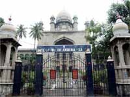 కె చంద్రశేఖర రావు ను లాయర్లు కలవొచ్చు: హైకోర్టు