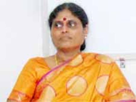 పులివెందుల నుంచి విజయలక్ష్మి ఎన్నిక