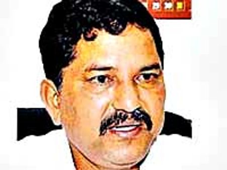 నీతిలేని కోతి కెసిఆర్, టీఅర్ఎస్ దొంగల పార్టీ: మారెప్ప