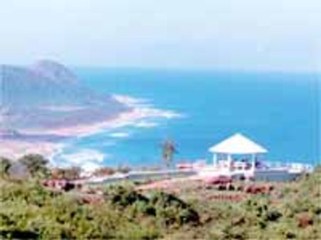 వెనుకబడిన ఉత్తరాంధ్రకు ప్యాకేజి కోసం డిమాండ్