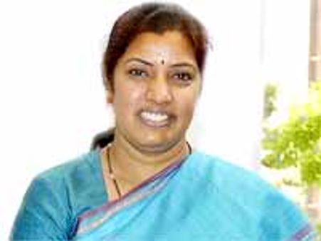 విశాఖ జిల్లాలో పురంధేశ్వరి బిజీ షెడ్యూల్