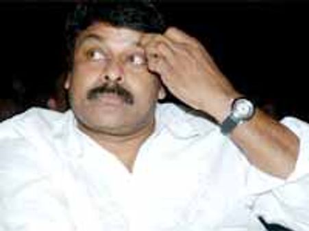 అదుర్స్ మగధీరను దాటిపోతుందా? చిరు ఆరాలు