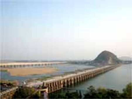 విజయవాడలో హైటెక్ సిటీ: రోశయ్య ప్రారంభోత్సవం