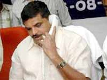 17 మంది సారా మృతులకు పరిహారంపై సిఎం మౌనం