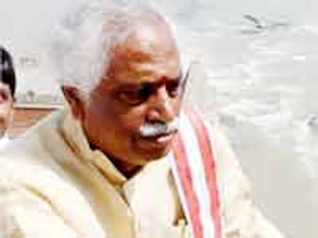 బిజెపి అధ్యక్షుడు దత్తాత్రేయ ఇంట్లో చోరీ