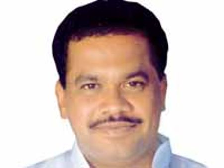 కోమటిరెడ్డికి ఆంధ్రజ్యోతి టెర్రర్