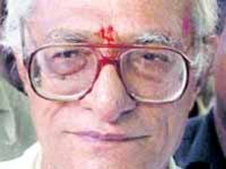 సాంబశివరాజు క్రియాశీల రాజకీయాల్లోకి