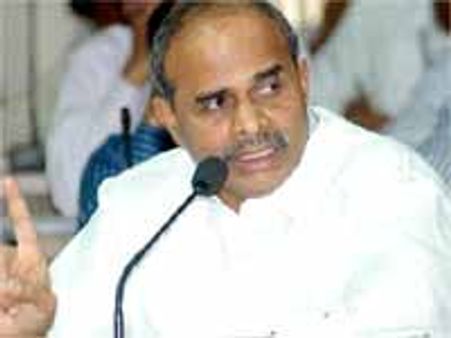 వైయస్ మృతిపై అనుమానాలు: గౌరు