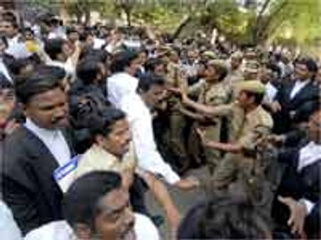 చంద్రబాబు క్షమాపణ చెప్పాలి: ఒయు జెఎసి