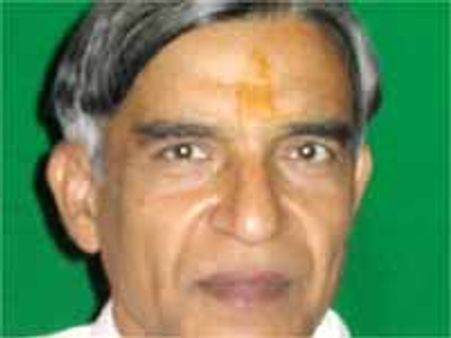 16లోగానే లోకసభలో మహిళా బిల్లు