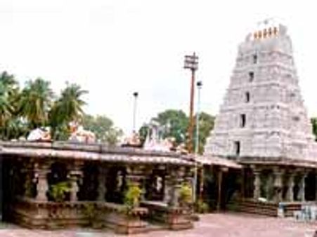 శ్రీశైలం క్షేత్రంలో ఉగాది రద్దీ