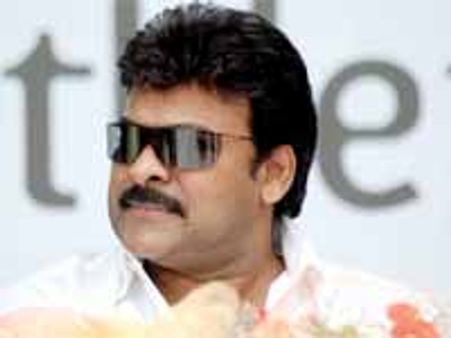 తిరుపతిలోనూ చిరంజీవి కొందరి వాడేనా?
