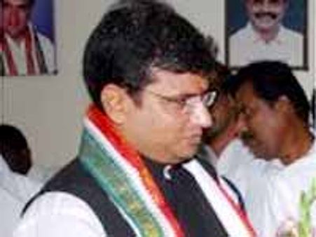 610 జీవోను అమలు చేస్తాం: శ్రీధర్