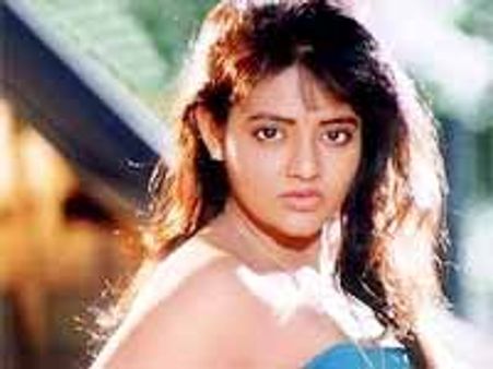 నిత్యానంద భక్తుల రక్షణలో రంజిత?