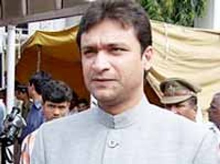 అసెంబ్లీ: ముస్లిం కోటాపై ఆక్బరుద్దీన్ పట్టు