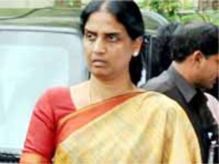 శాంతిభద్రతలకు అన్ని చర్యలు: సబిత