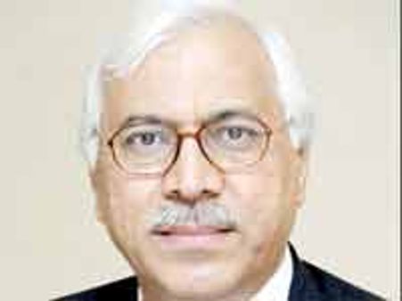 ఆగస్టు 14లోపు ఉప ఎన్నికలు: ఖురేషీ