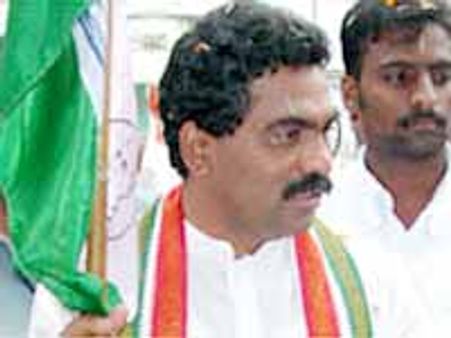 లగడపాటి రాజగోపాల్ దిష్టిబొమ్మ దహనం