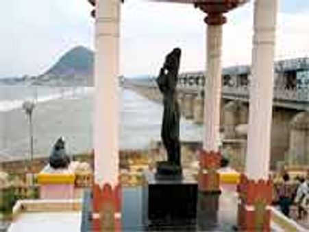 రేపటి నుంచి బెజవాడ- షంషాబాద్ బస్సు