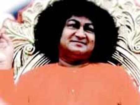 బాలసాయి దొంగ బాబా: మాజీ మంత్రి