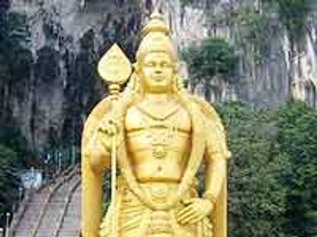 మలేషియాలో హిందూ పూజారుల శిక్షణ కేంద్రం