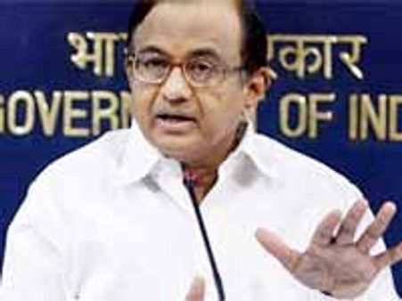 దంతెవాడ ఘటనకు నాదే బాధ్యత: చిదంబరం