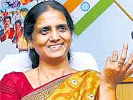 ఆడపిల్లలపై యాసిడ్ దాడులపై సమీక్ష