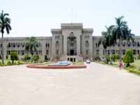 పోలీస్ లదే తప్పని తేల్చిన ప్రెస్‌ కౌన్సిల్‌ నివేదిక