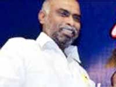 డిఎస్సీ - 2008 అభ్యర్థులకు మంత్రి హామీ