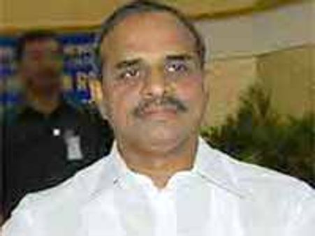 వైయస్ పథకాలు కొనసాగిస్తాం: మంత్రులు