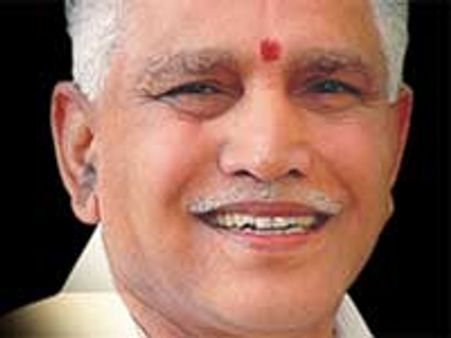 సిఎం హెలికాప్టర్ అత్యవసర ల్యాండింగ్