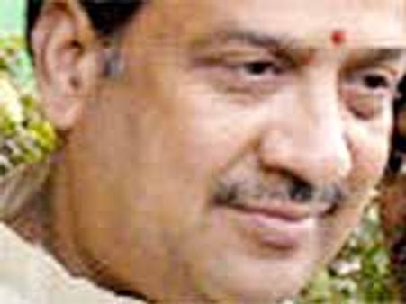 చిరు పార్టీకి కళా వెంకట్రావు గుడ్ బై