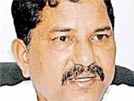 కె చంద్రశేఖర రావును ఎక్కడా తిరగనివ్వం: మారెప్ప హెచ్చరిక