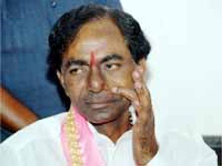 ఓదార్పు యాత్రపై వైయస్ జగన్ ది మూర్ఖత్వం: కె చంద్రశేఖర రావు