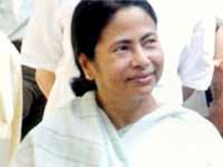 స్దానిక సంస్ధల ఎన్నికల్లో మమతా బెనర్జీ విజయభేరీ