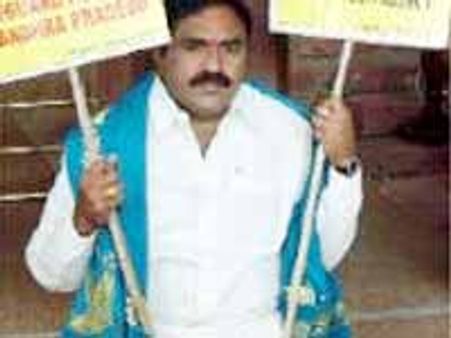 తెలుగు తమ్ముళ్ల గొడవ: చంద్రబాబుకు ఎర్రబెల్లి దయకర రావు లేఖ