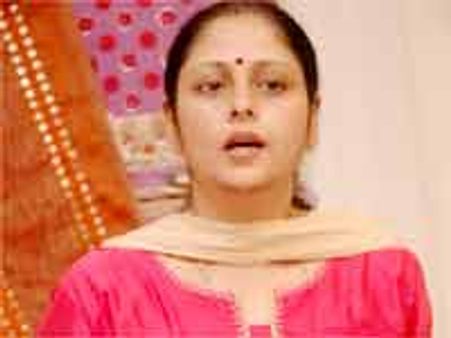 మేయర్ కార్తిక రెడ్డితో వైరం: కష్టాల్లో ఎమ్మెల్యే జయసుధ