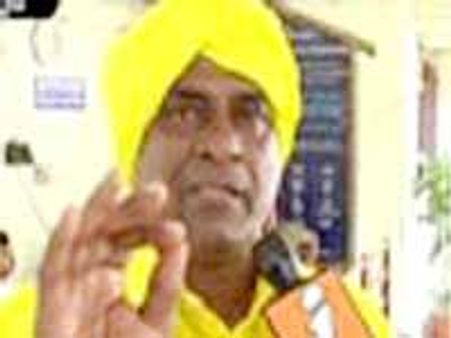 టిడిపి నేత బంగి అనంతయ్య ఆత్మహత్యా యత్నం